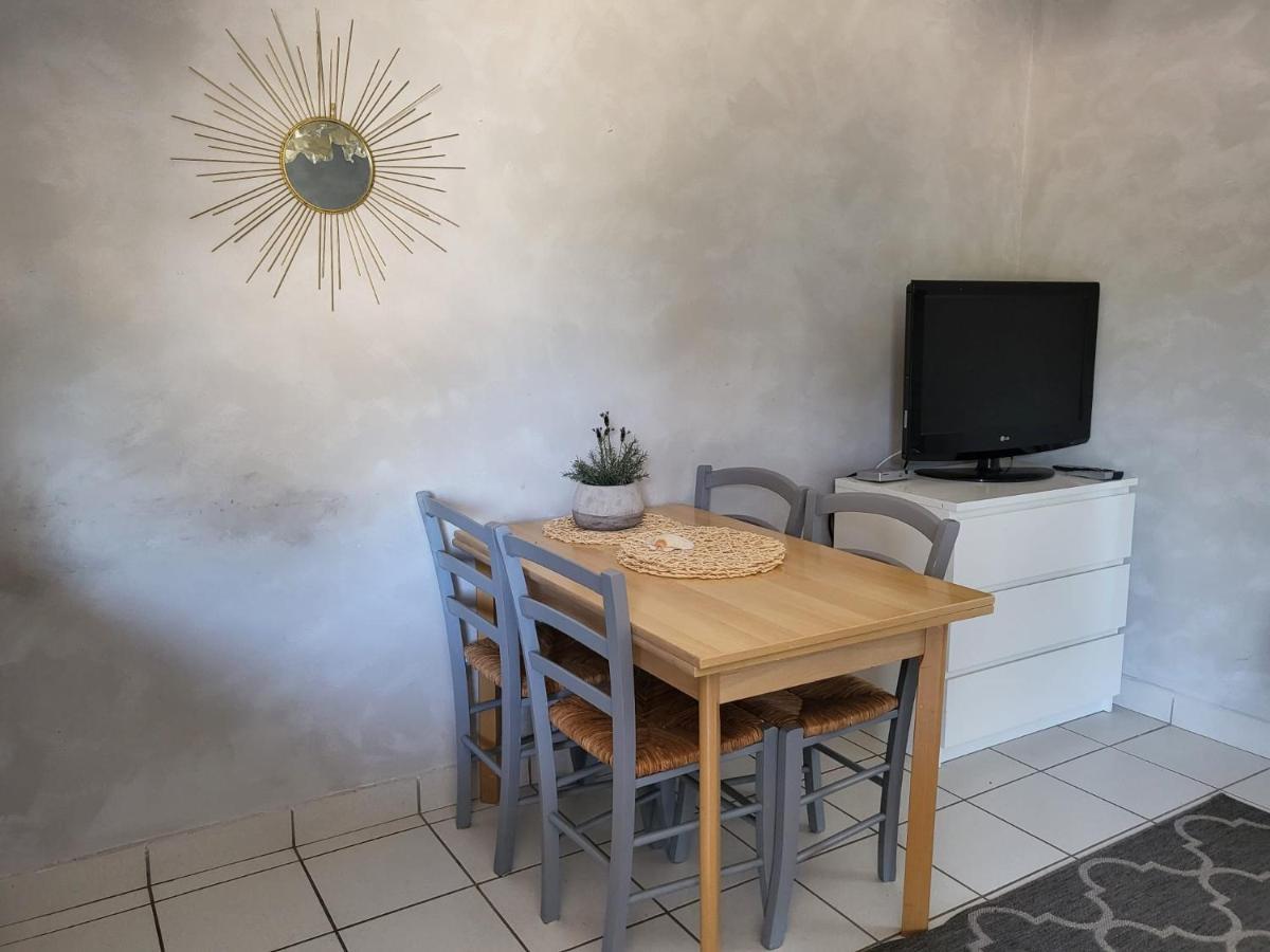 Apartments Grgic Нивице Экстерьер фото